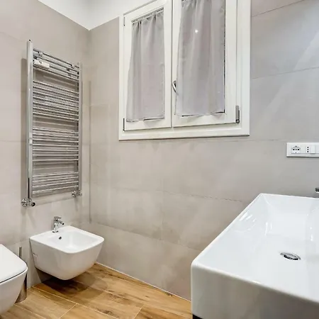 San Pietro Vatican Apartment