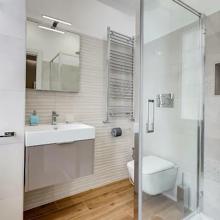 San Pietro Vatican Apartment *